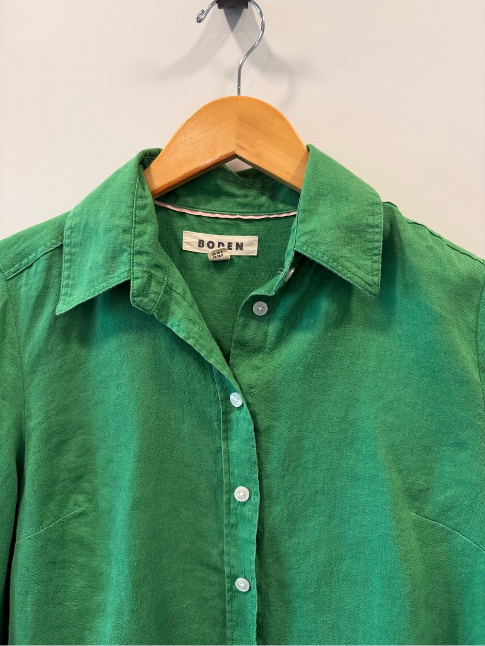 Boden Emerald Green Linen Button-Down Shirt - Picture 2 of 4